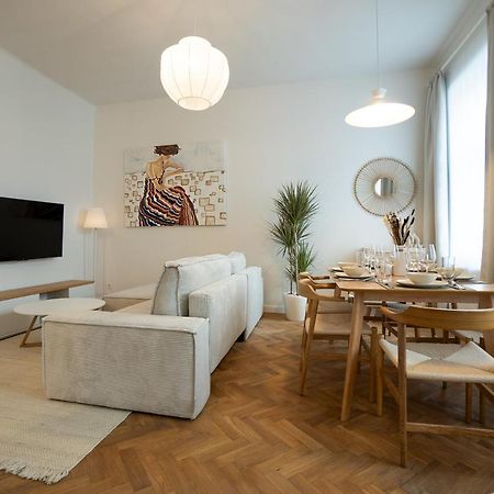 Chic 94M2 Apartment With A King-Size Bed Vienna Exterior photo