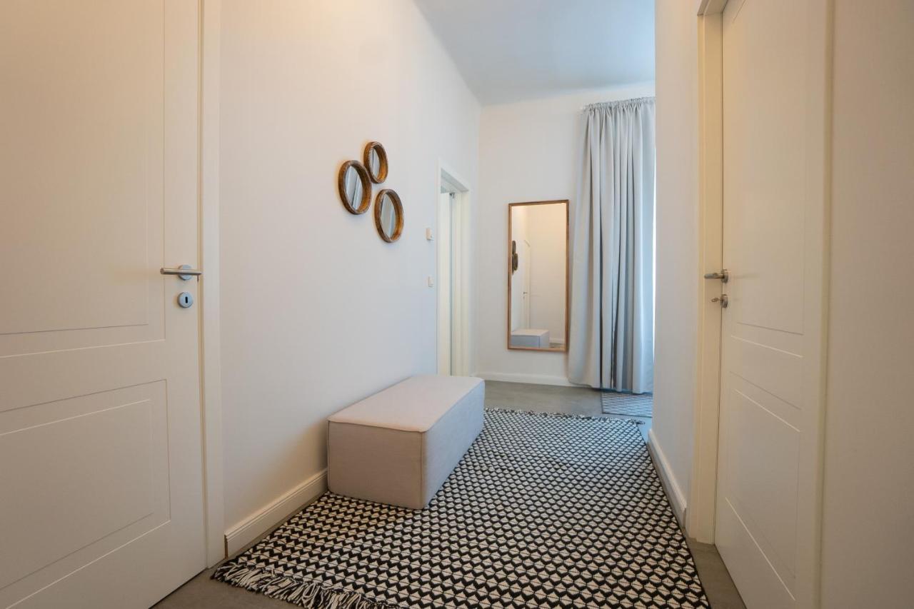 Chic 94M2 Apartment With A King-Size Bed Vienna Exterior photo